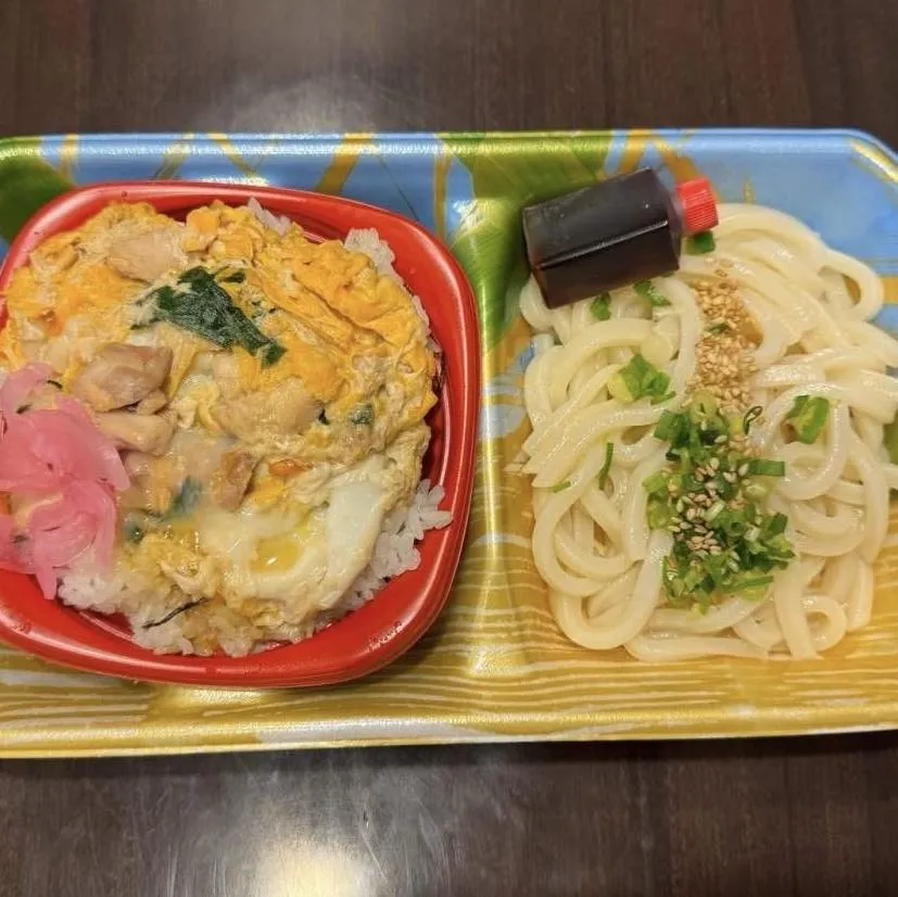 お弁当コレクション🍱店内では45種類もの小丼が味わえる味路久...